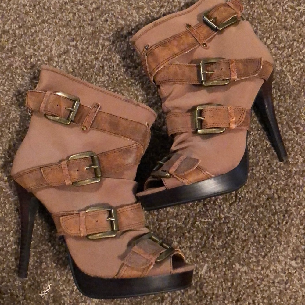 Peep toe ankle booties
